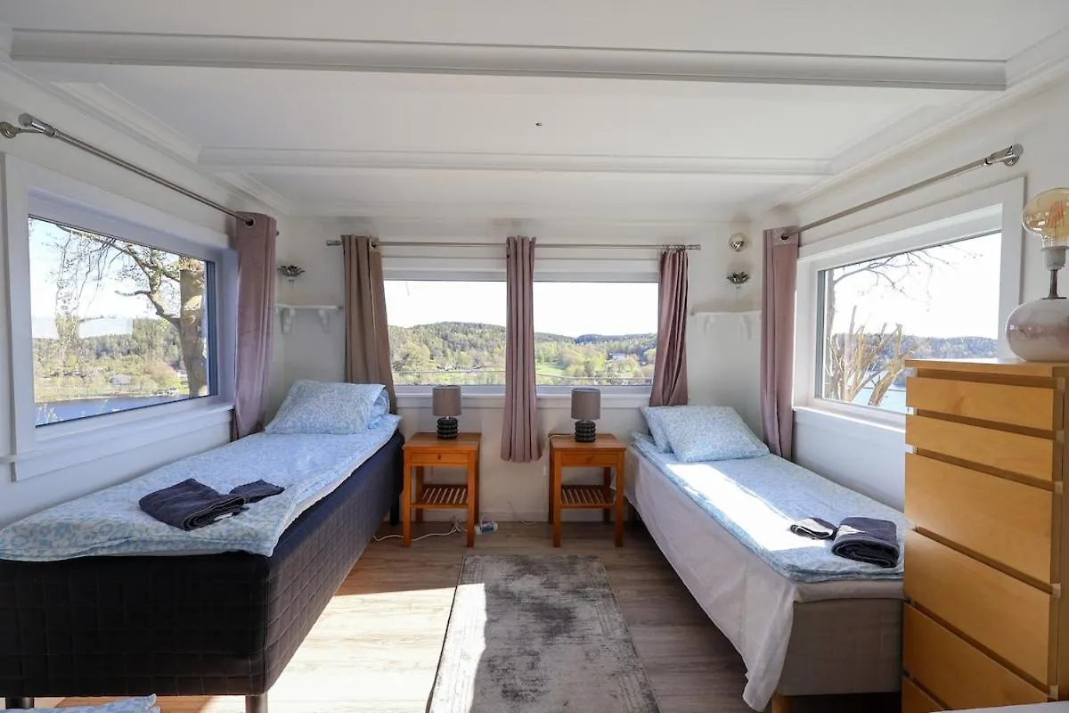 8 Beds - Workers Dream Home - Free Parking - Wifi Gothenburg