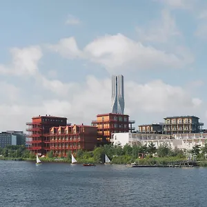 4* Отель Waterfront